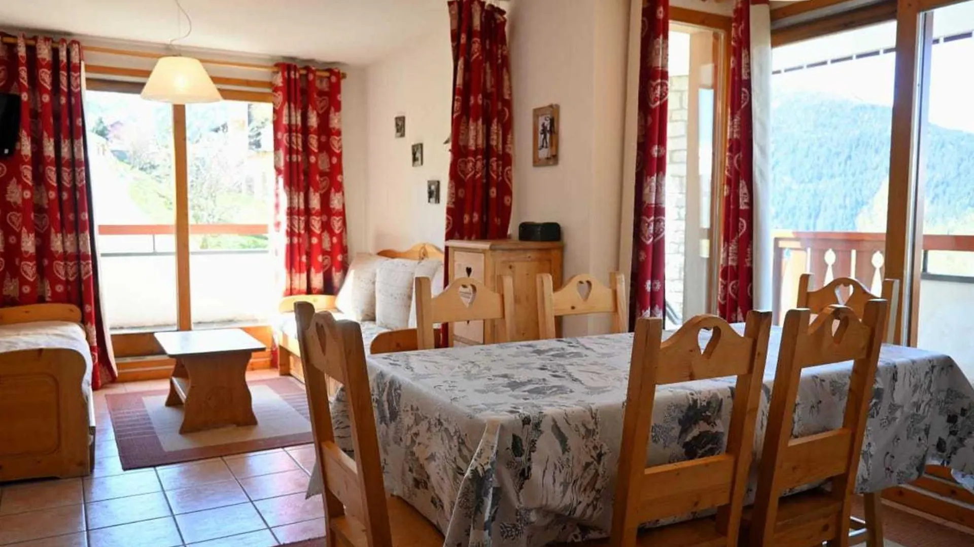 Charmant 3 Pieces Pres Des Pistes Pour 8 Personnes A Vallandry, Animaux Acceptes - Fr-1-411-342 Apartment