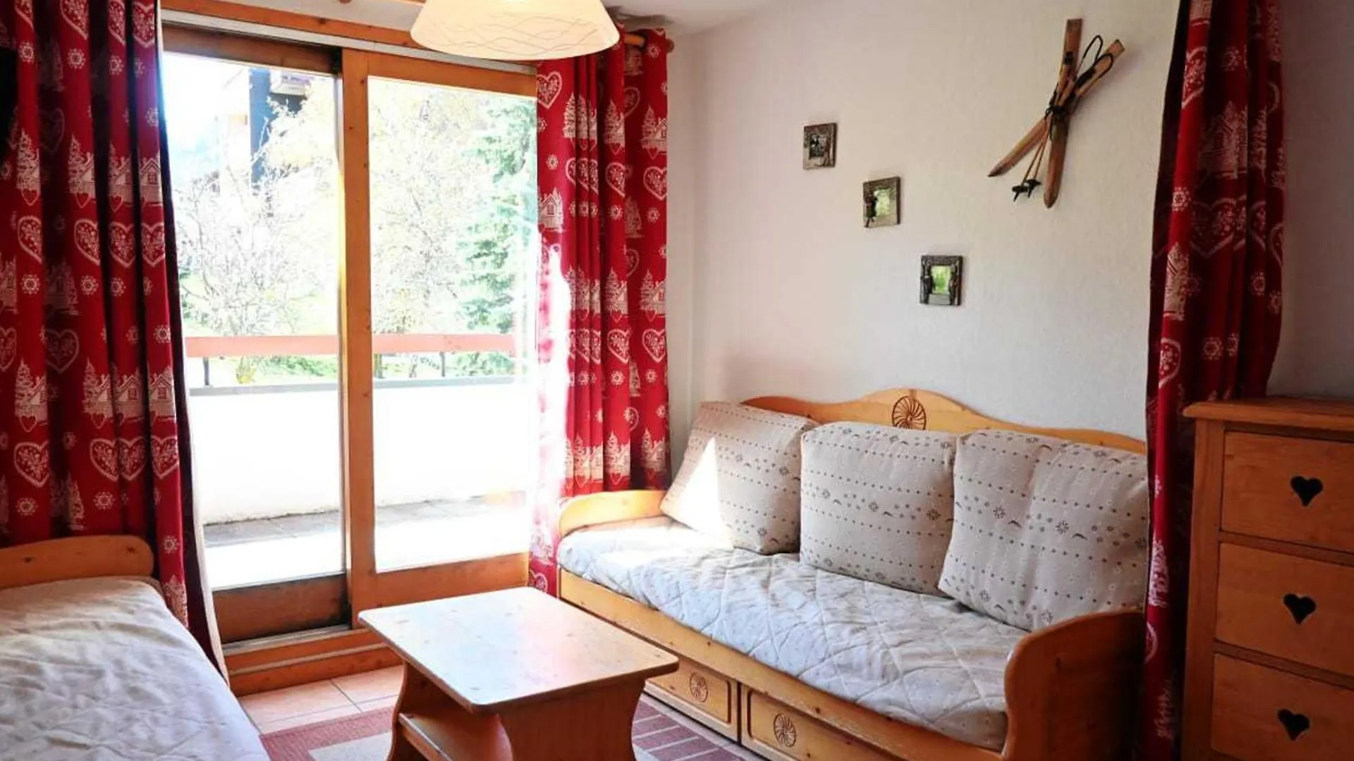 Charmant 3 Pieces Pres Des Pistes Pour 8 Personnes A Vallandry, Animaux Acceptes - Fr-1-411-342