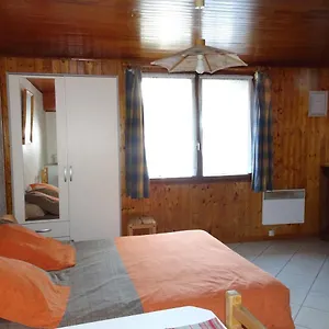 Charmant Studio A Apartment